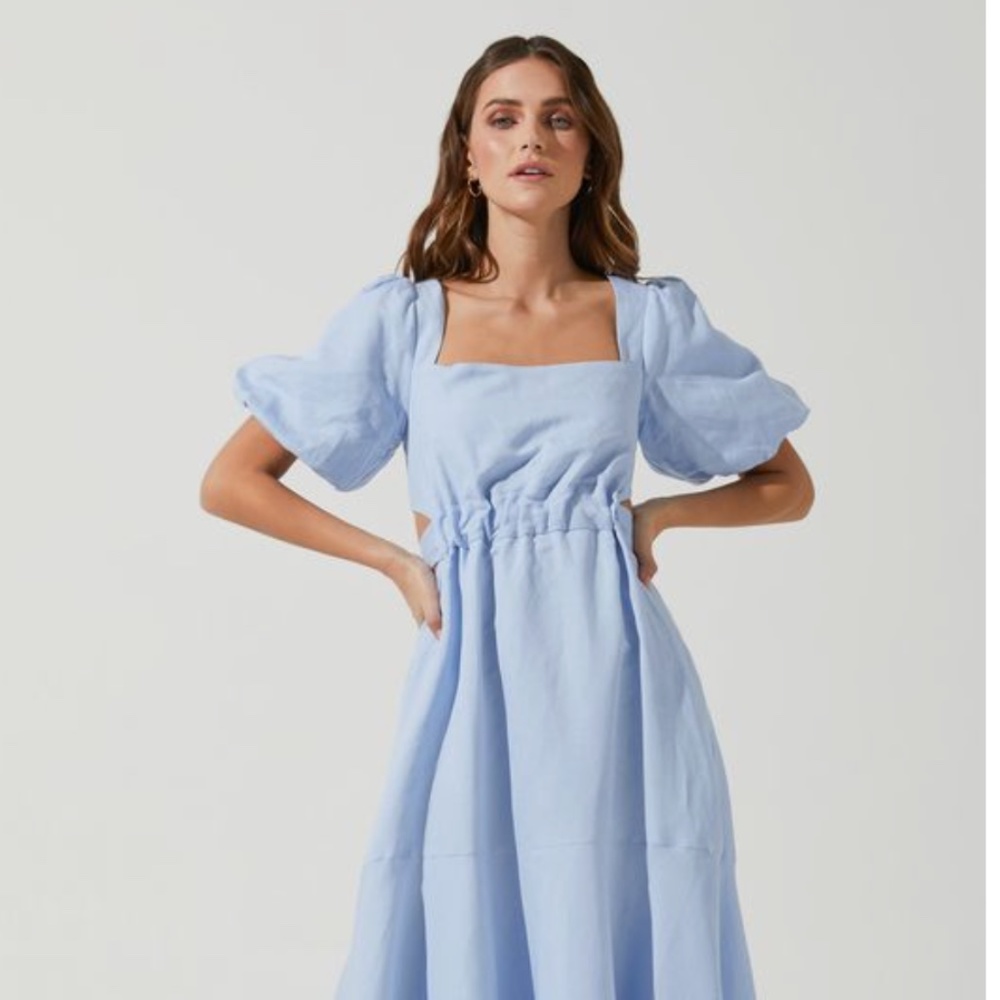 ASTR The Label ANGELES PUFF SLEEVE CUTOUT DRESS Size M